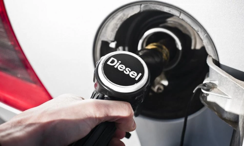Τέλος το diesel: Aπαγορεύτηκε η πώλησή του στα βενζινάδικα;